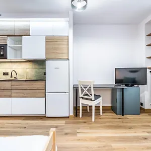 https://modern-studio-close-to-the-metro.warsawhotelspoland.com