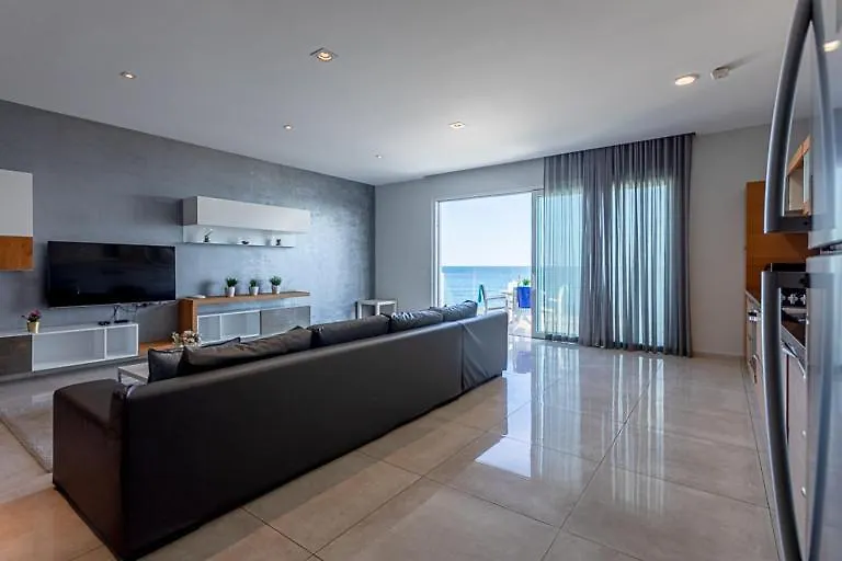 The Sea-Bank Villa Apartments Marsaskala