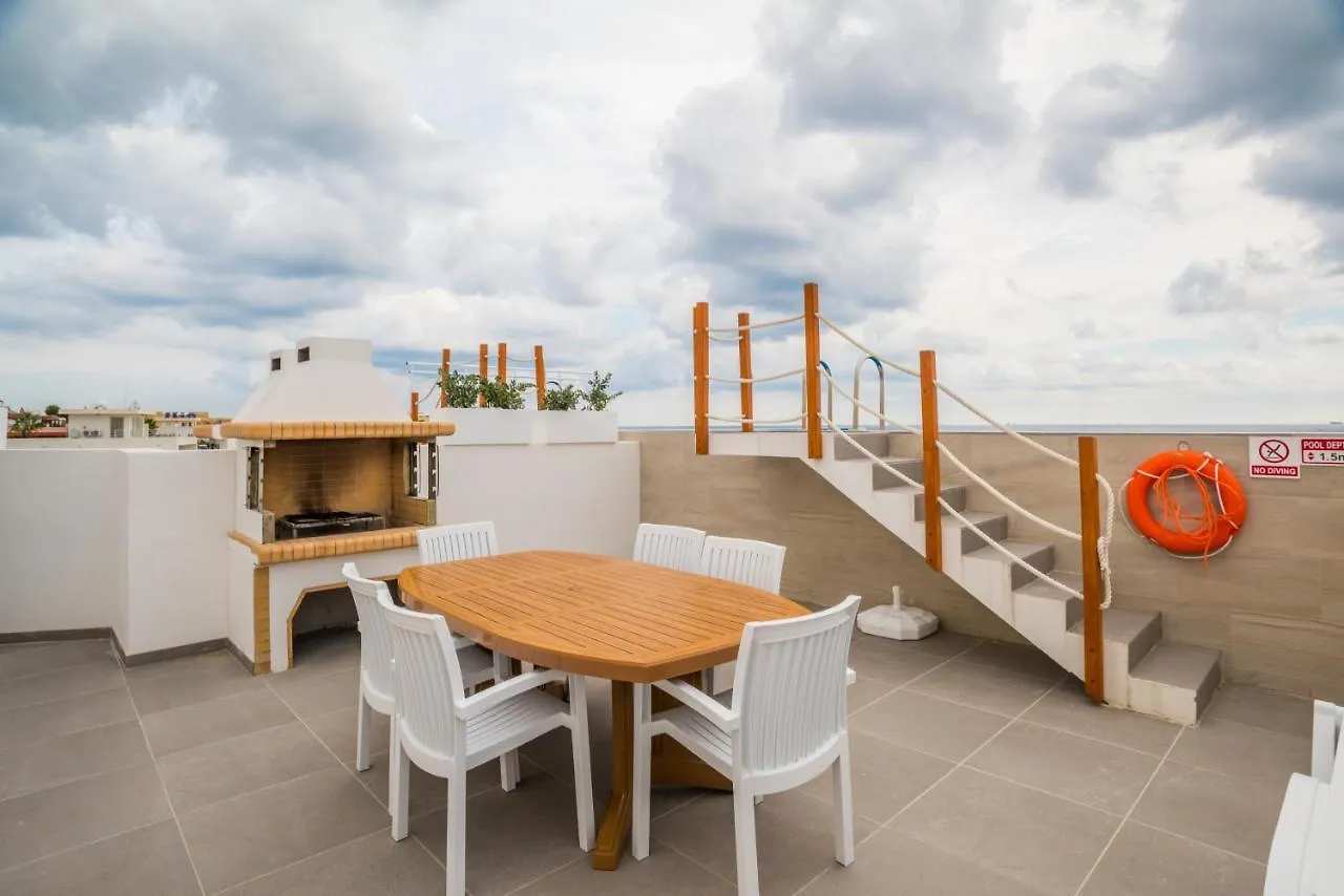 The Sea-Bank Villa Apartments Marsaskala